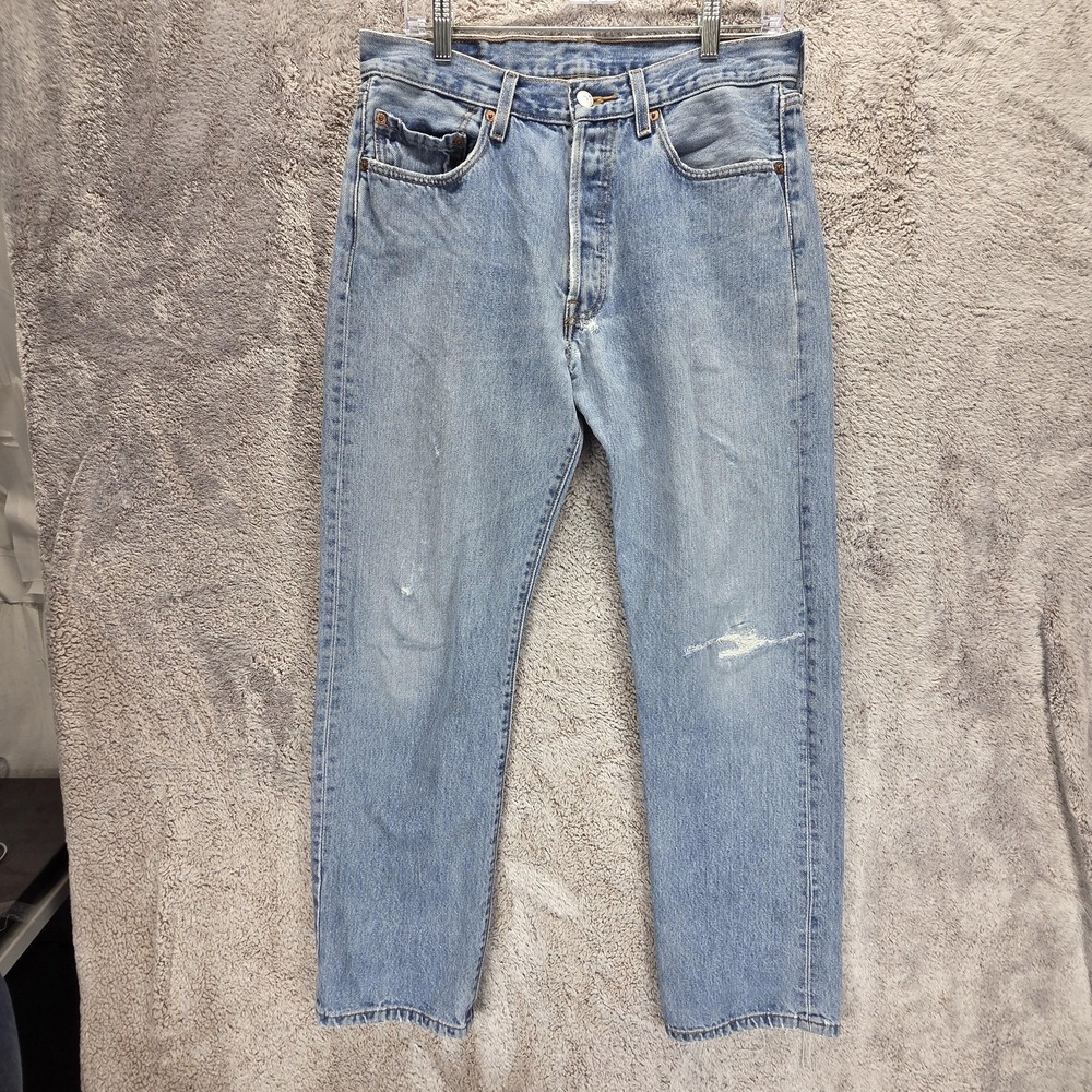 Vintage Levis 501 Jeans Mens Blue Light Wash Button Fly Straight Fits 32x30